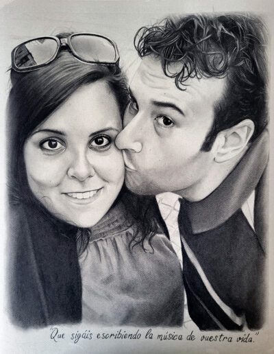 Retrato a Carboncillo de pareja romantico y regalo original