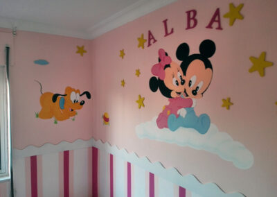 Pintura Mural habitación infantil Disney Bebés, Mickey Minnie Pluto, Jerez de la Frontera, Cádiz